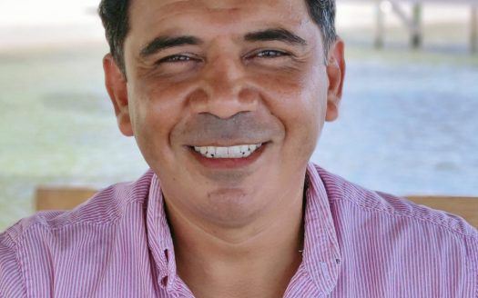 Roatan Realtor Jorge Chavez with Sotheby's Realty