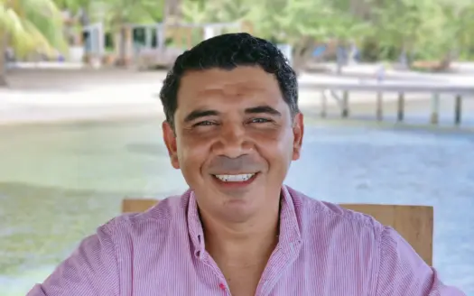 Roatan Realtor Jorge Chavez with Sotheby's Realty