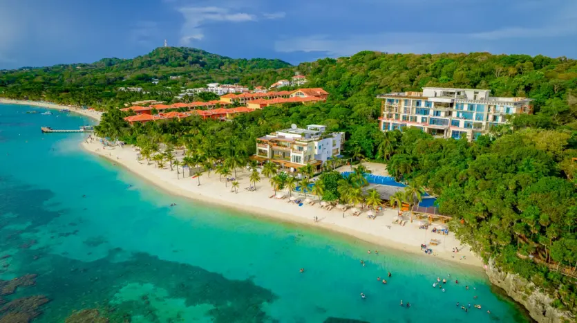 Roatan Real Estate in West Bay Beach
