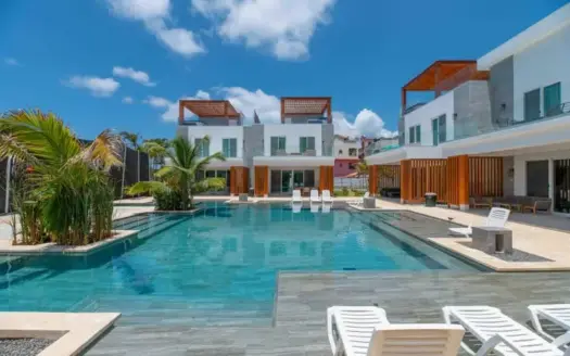 Resort Condos for Sale in Roatan