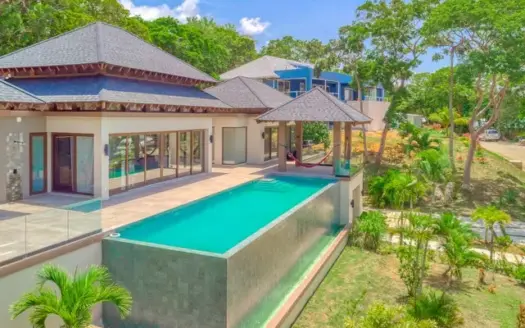 Lawson Rock home for Sale , Roatan Sotheby's Realty