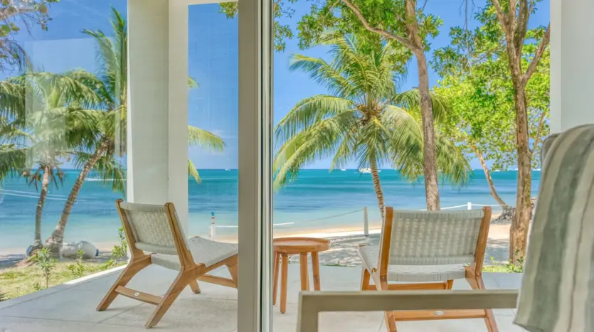 Buying real estate in Guanaja and Roatan Guide