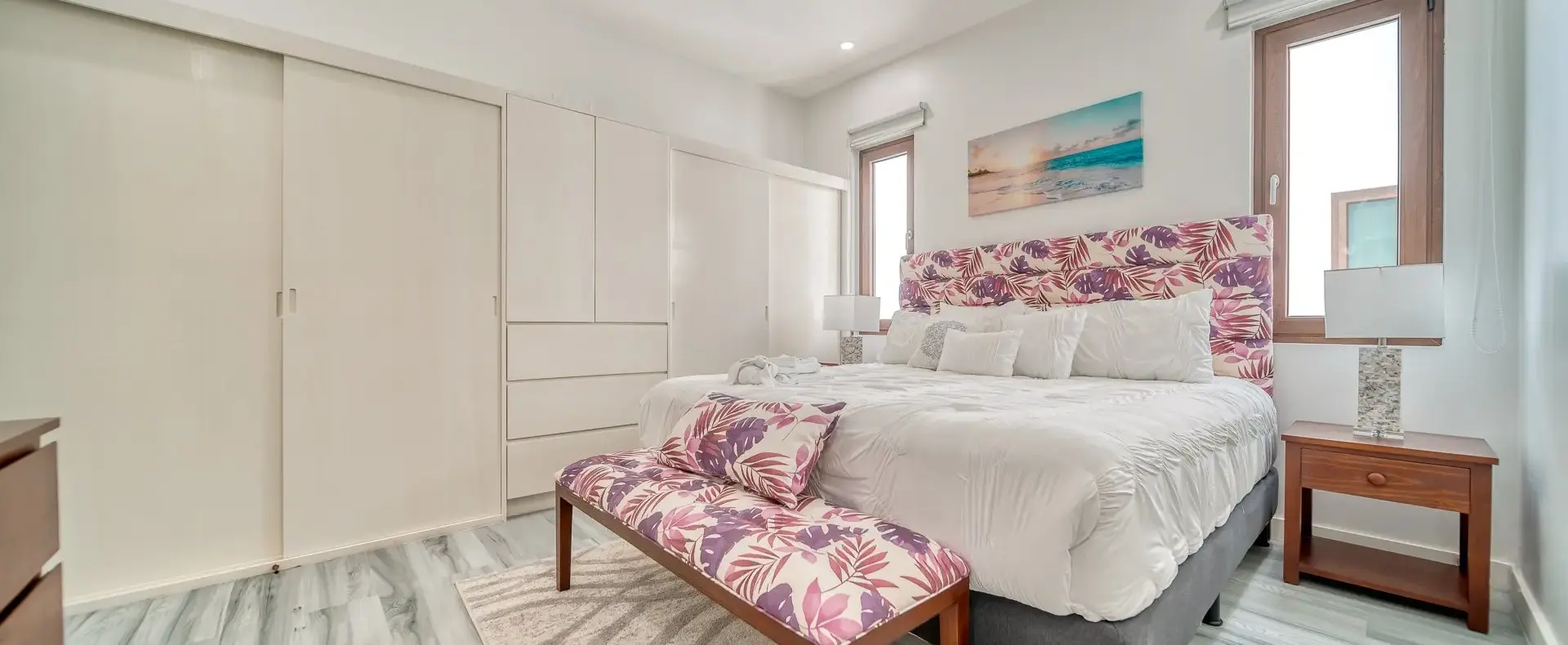 Master bedroom, Acqua di Mare condo, West Bay