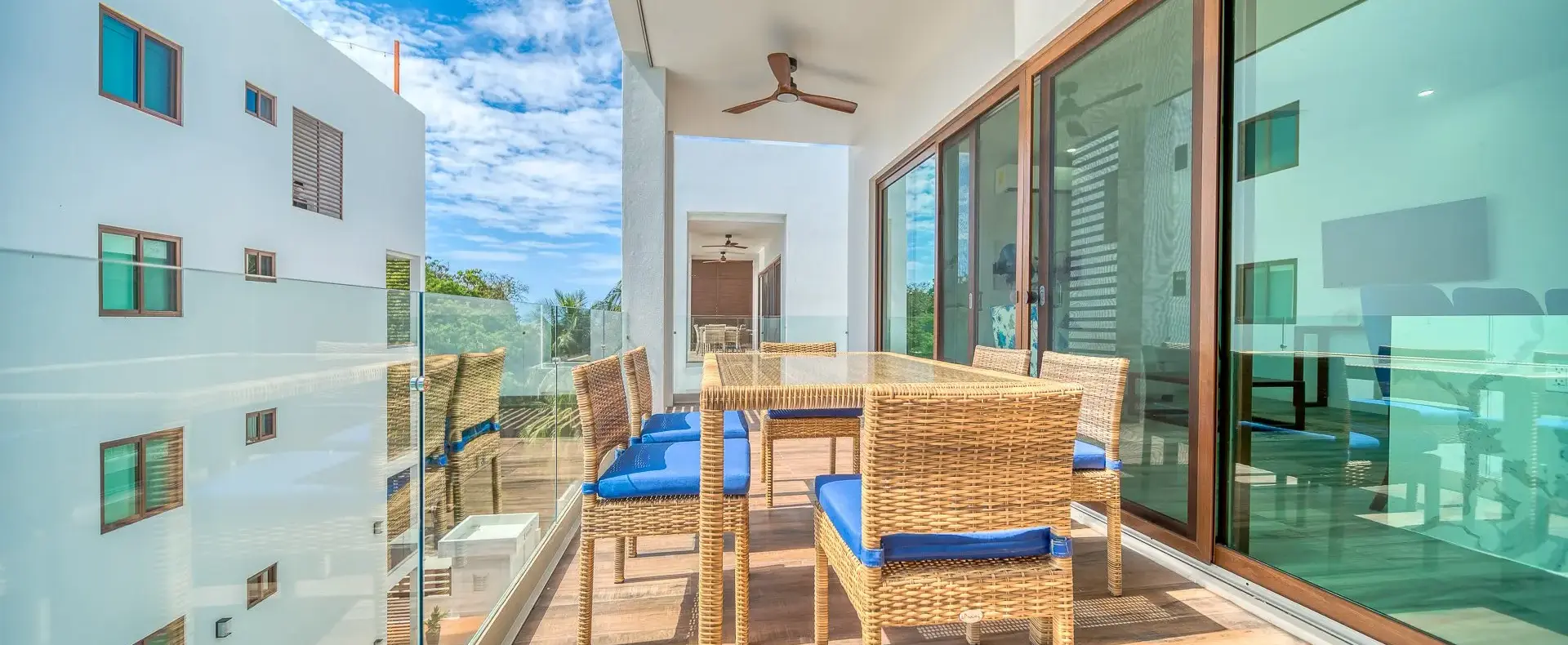 Balcony with ocean view, Acqua di Mare condo, West Bay